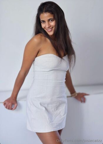 Josie Lenoi / josielenoir / josycurlz / josie_catzz nude photo #17