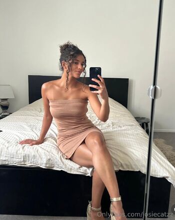 Josie Lenoi / josielenoir / josycurlz / josie_catzz nude photo #19