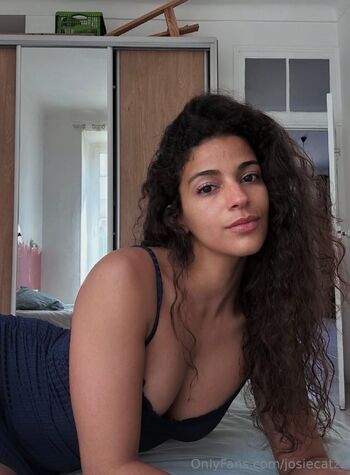 Josie Lenoi / josielenoir / josycurlz / josie_catzz nude photo #24
