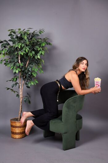 Alora Rot / journeywithalora nude photo #12