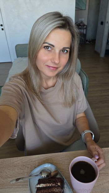 Joy To / joytoyofficial nude photo #14