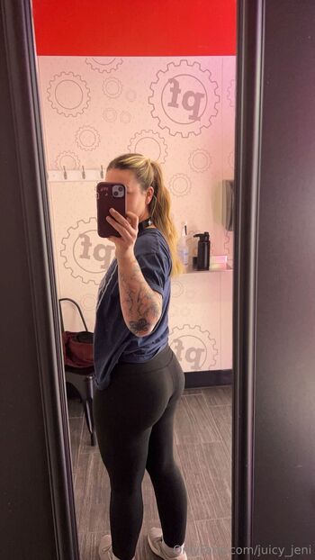 JuicyJen / juicy_jeni nude photo #25
