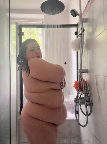 JENNY UKS NUMBER 1 BB / juicyjprxx nude photo #5