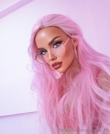 Juleeya Reutova FRE / juleeya_69 nude photo #8