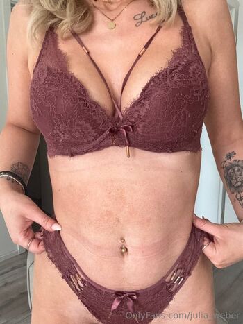 Julia / julia_weber nude photo #25