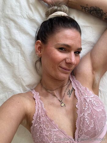 Julia / julia_weber nude photo #39