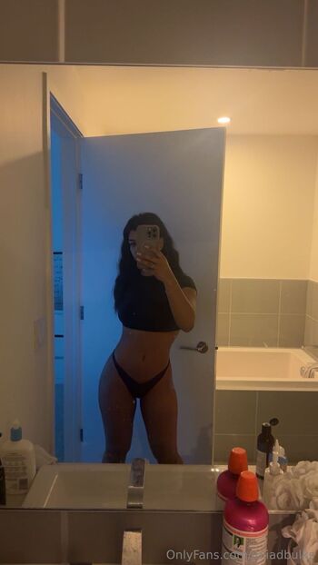 juliadbulk / juliadbulks nude photo #1