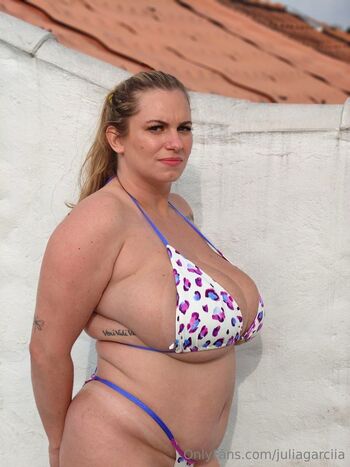 Julia Garci / juliagarciia nude photo #24