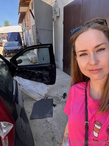 Juli Amou / juliamourr nude photo #34