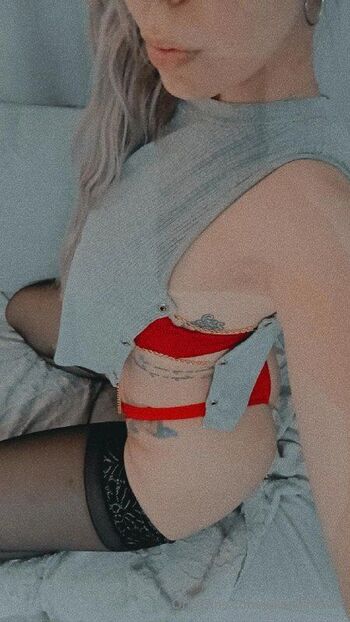 Juliana / julianainlove nude photo #22