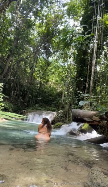 𝙹𝚞𝚕𝚒𝚊𝚗𝚊 ᴶᵃᵐᵃⁱᶜᵃ / julianajuggz / juli.jamaica nude photo #36