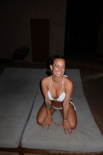 Julia Römmel / juliaroemmelt nude photo #10