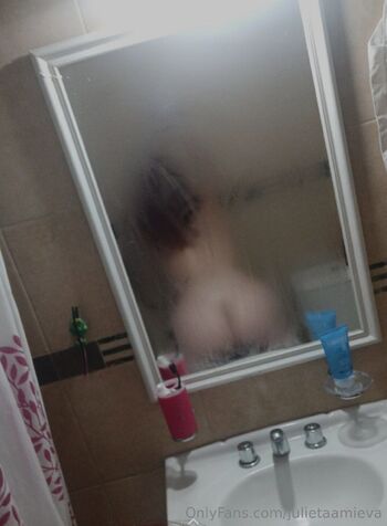 Juliet / julietaamieva nude photo #1