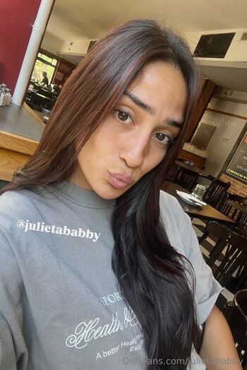 NATURAL ASS / julietababby nude photo #11