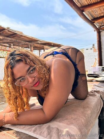 JulietM / julietmz nude photo #6
