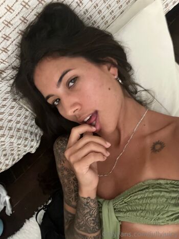 Jull / jullyjuicy nude photo #14