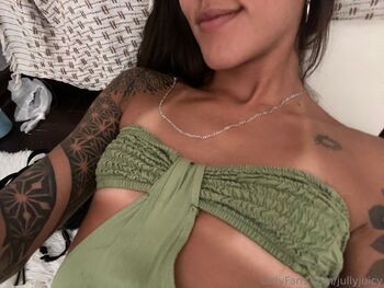 Jull / jullyjuicy nude photo #15