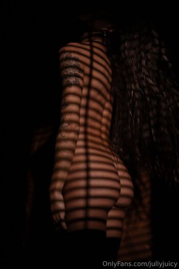 Jull / jullyjuicy nude photo #29