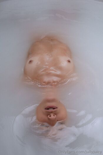 Jull / jullyjuicy nude photo #34