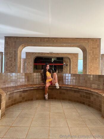 Jull / jullyjuicy nude photo #40