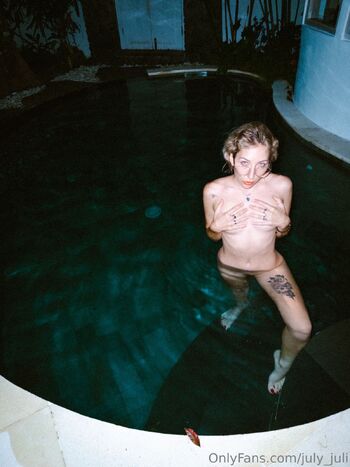 July Jul / july_juli nude photo #2