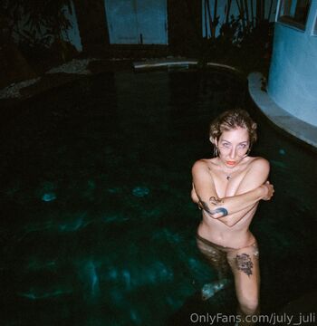 July Jul / july_juli nude photo #3