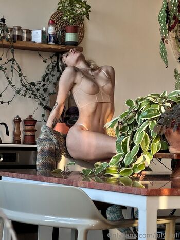 July Jul / july_juli nude photo #13