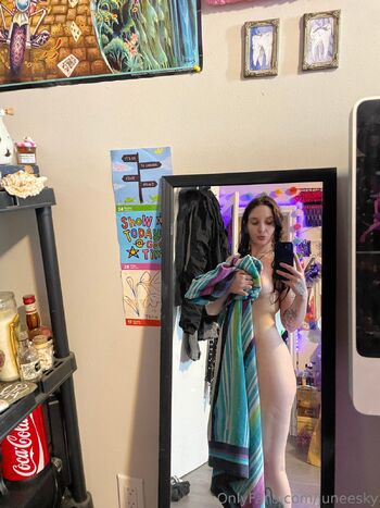Jun / juneesky nude photo #5