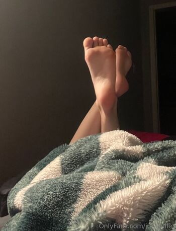 June Julie / junejuliet nude photo #6