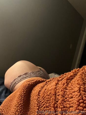 June Julie / junejuliet nude photo #37