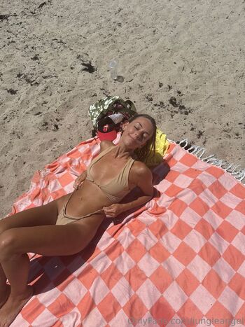 Leila Lov / jungleangel nude photo #19