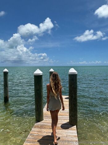 Leila Lov / jungleangel nude photo #22