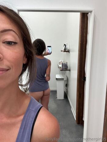 Kryss / justanothergirl85 / chase_the_high / .chase_the_high nude photo #22