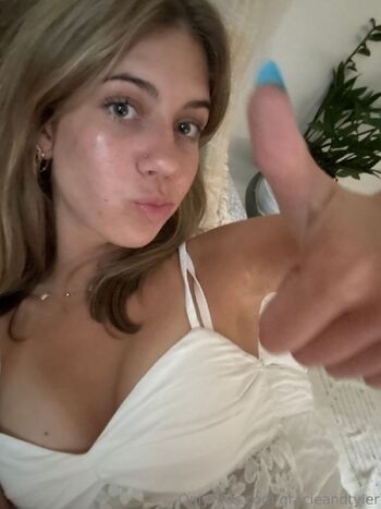 gracie / justgraciee nude photo #5