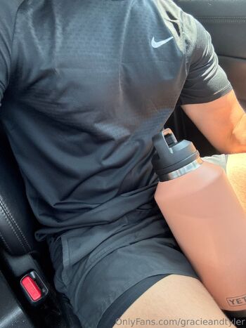 gracie / justgraciee nude photo #9