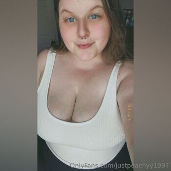 Just Peachy / justpeachyy1997 nude photo #1