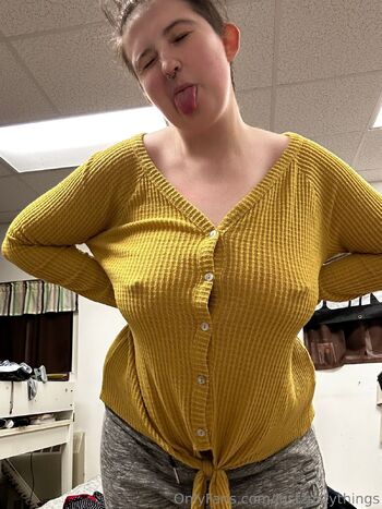 Zest / justzestythings nude photo #2