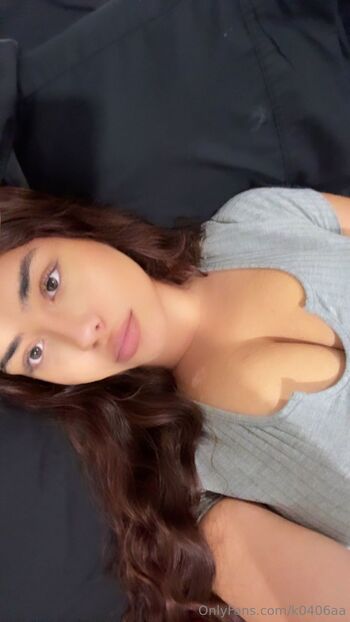 keek / k0406aa nude photo #14