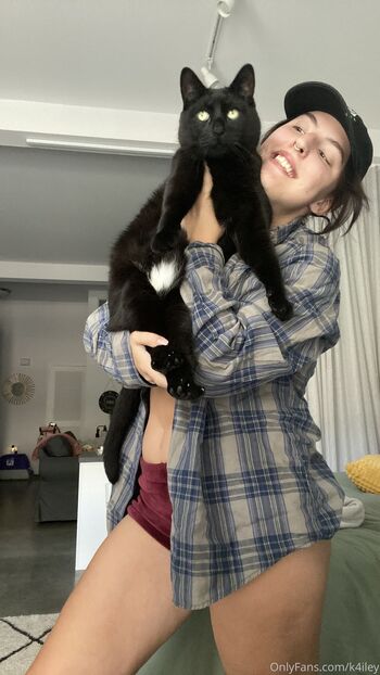 kailey with a fou / k4iley nude photo #9