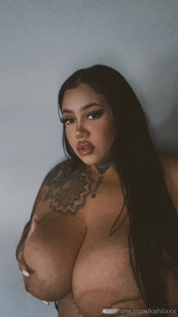 Kahlixx / kahlixxx nude photo #22