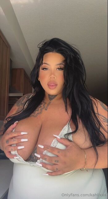 Kahlixx / kahlixxx nude photo #29