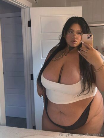 Kahlixx / kahlixxx nude photo #31
