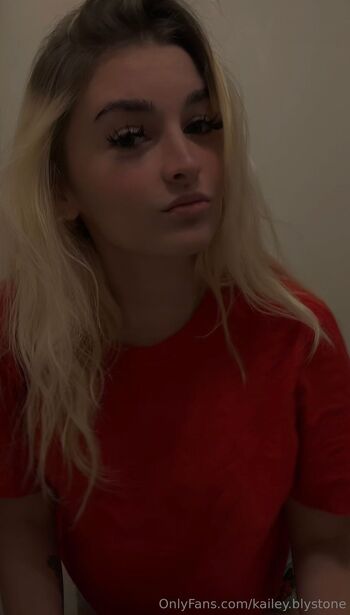 kaile / kailey.blystone nude photo #33