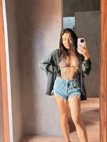 Kaira Xaen wild in 0utd00 / kaira_xaen nude photo #52