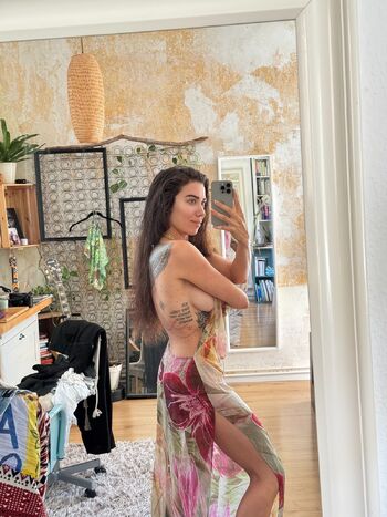 Kaira Xaen wild in 0utd00 / kaira_xaen nude photo #64