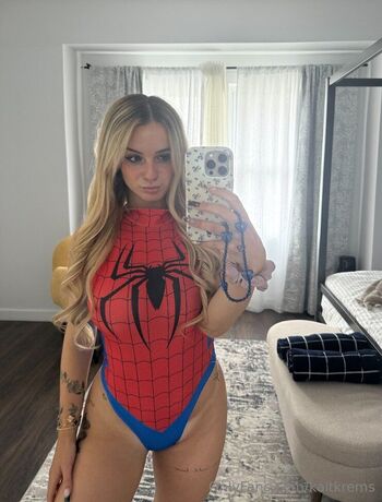 Kaitlyn Krem / kaitkrems nude photo #31