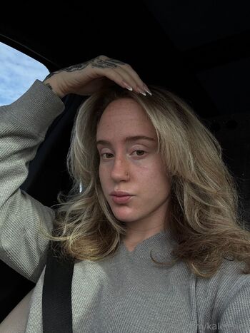 u15353886 / kaleesies nude photo #16