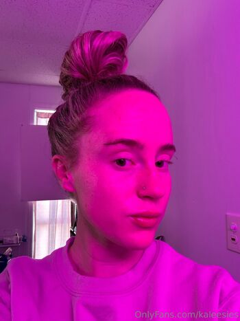 u15353886 / kaleesies nude photo #27