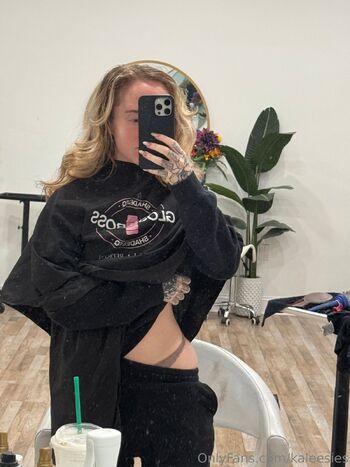 u15353886 / kaleesies nude photo #29