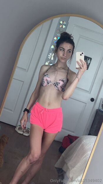 Kamryn / kamryngrace nude photo #6